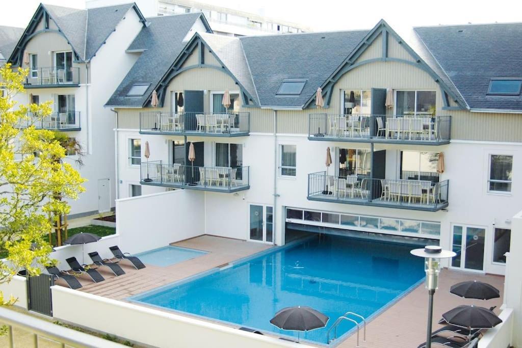 Les Planches , Bel Appartement En Bord De Mer Bénodet Exteriör bild